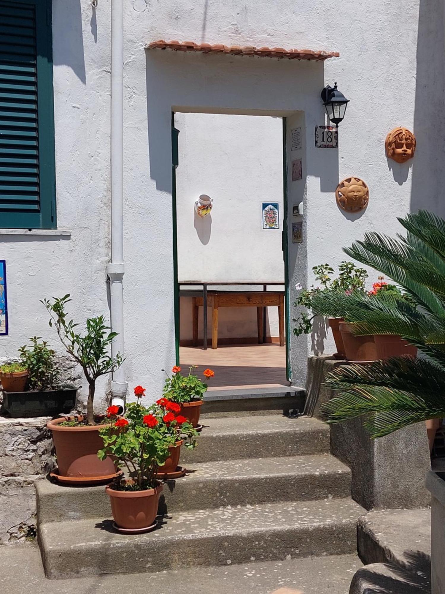 Janet House * Amalfi